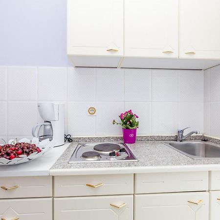 Ava Apartments Omišalj Zimmer foto